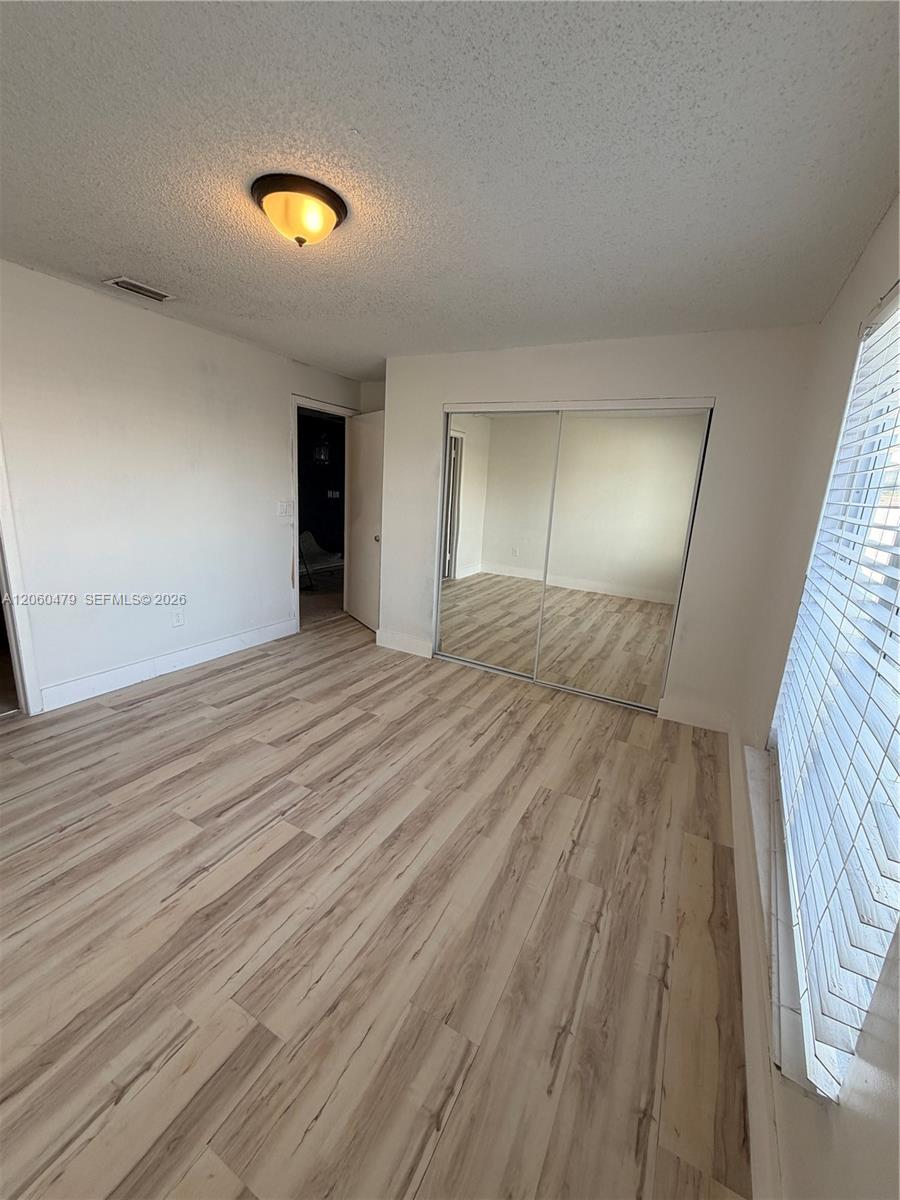 18602 Nw 46th Avenue 18602 Property Photo 9