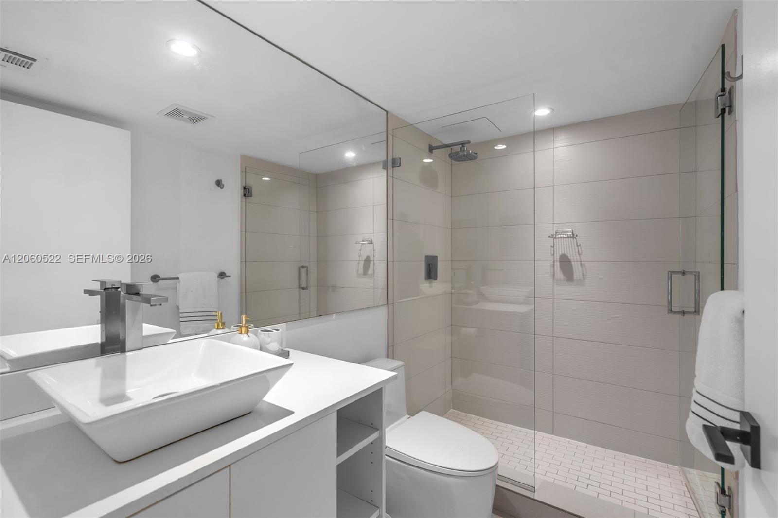 151 Crandon Boulevard 736 Property Photo 21