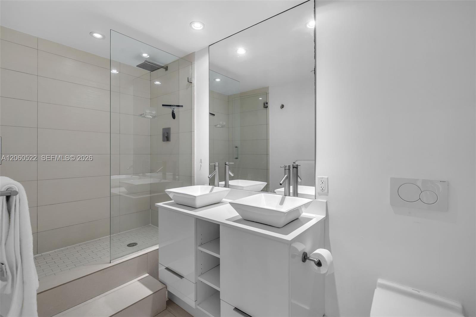 151 Crandon Boulevard 736 Property Photo 33