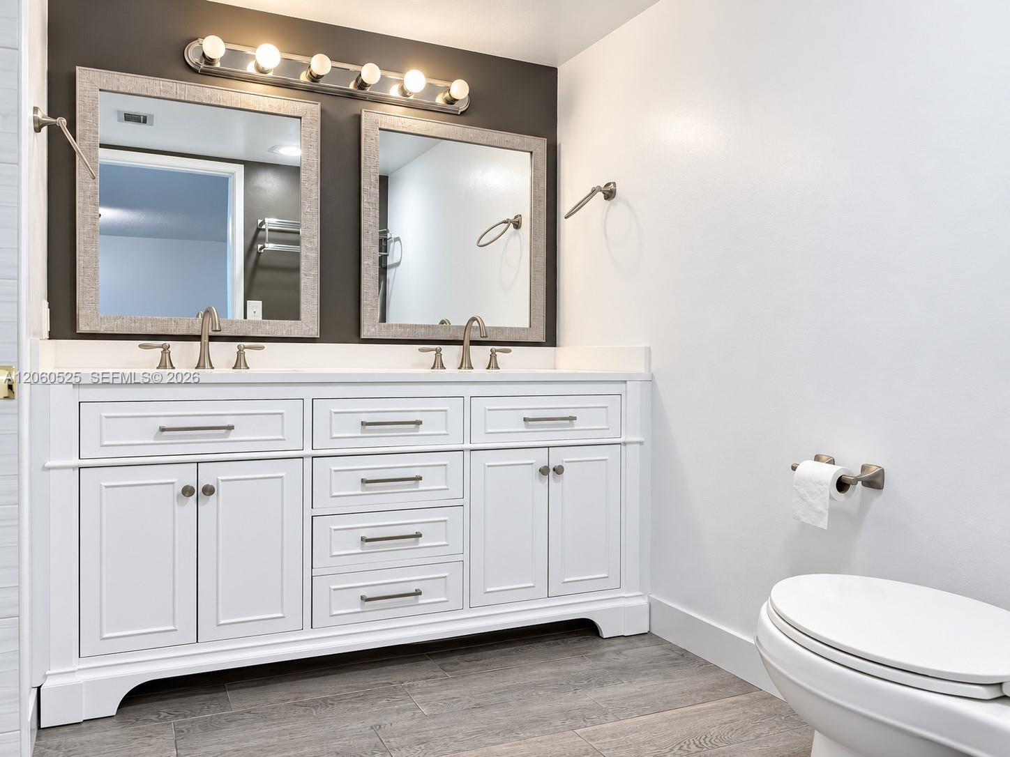 A12060525 Property Photo 14