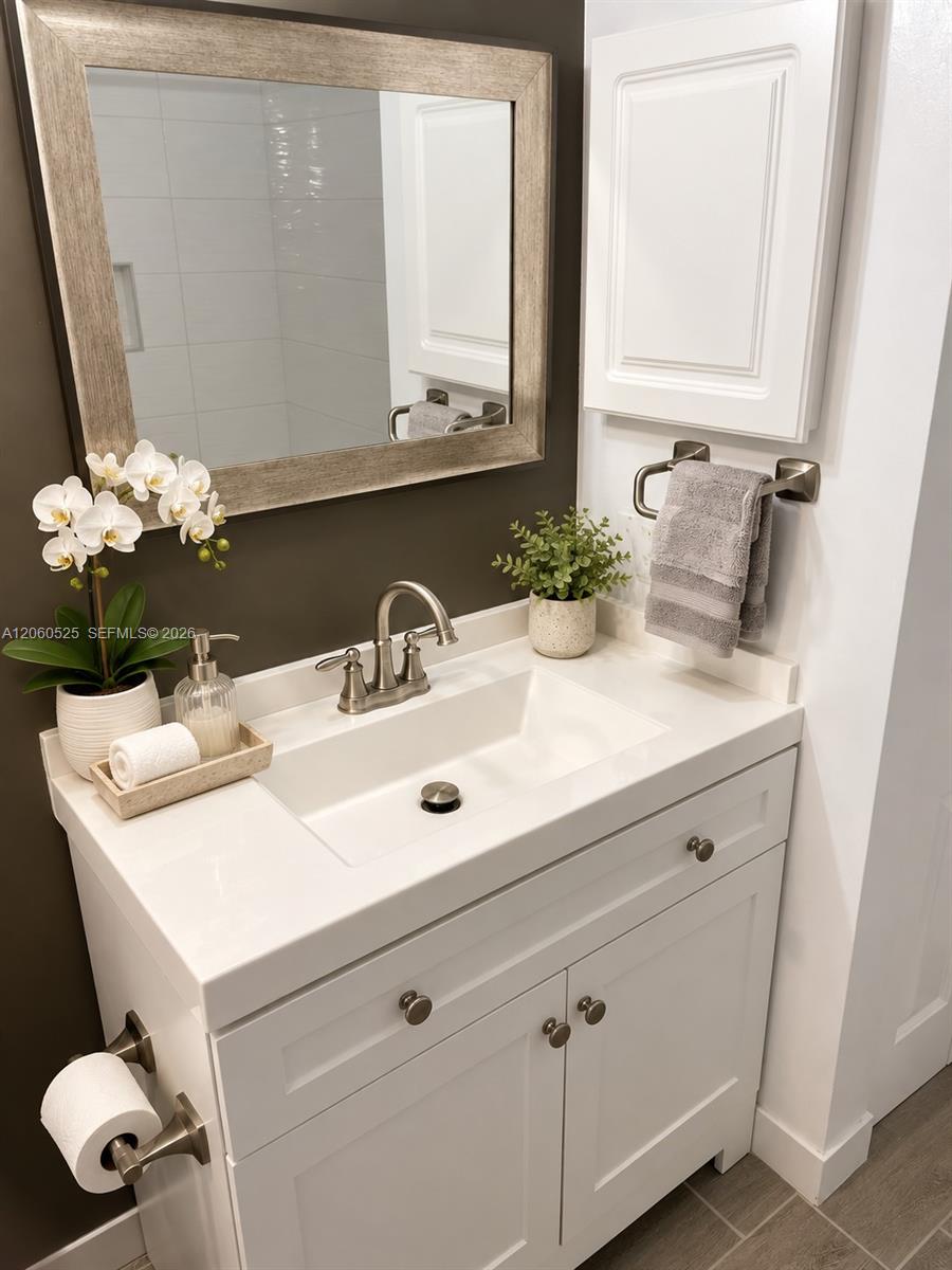 A12060525 Property Photo 21