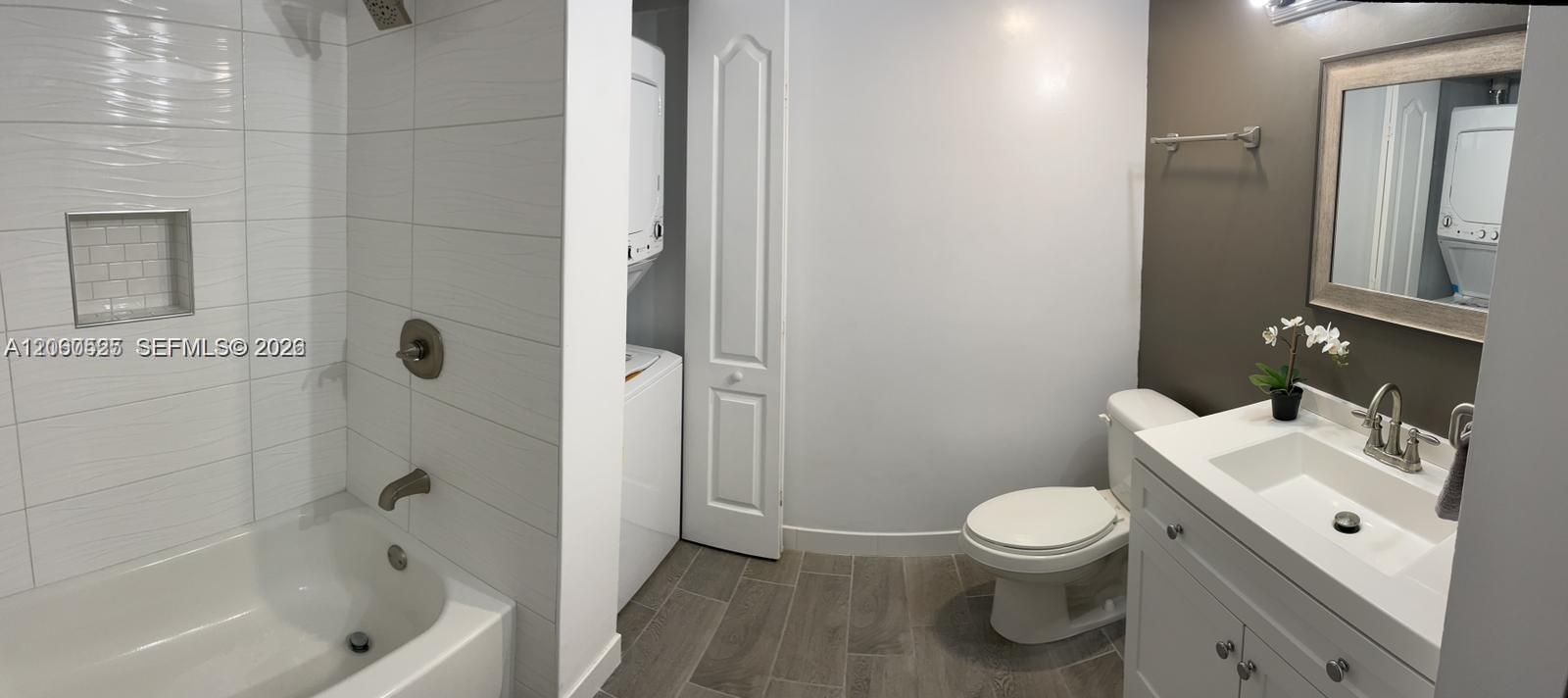 A12060525 Property Photo 22