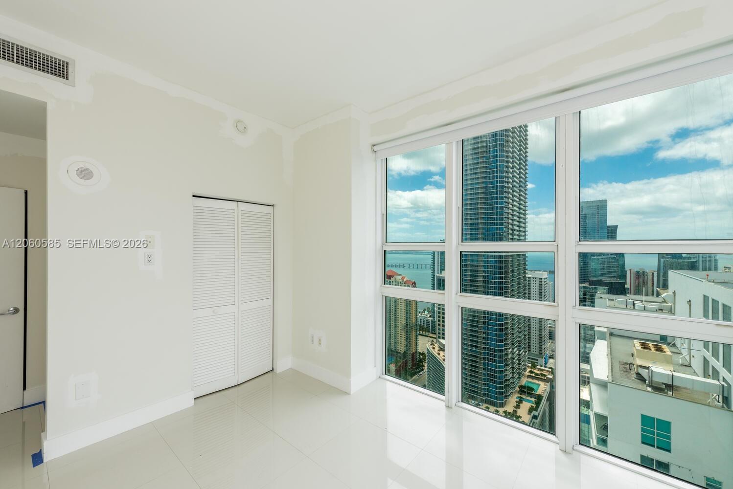 950 Brickell Bay Drive 4801 Property Photo 11