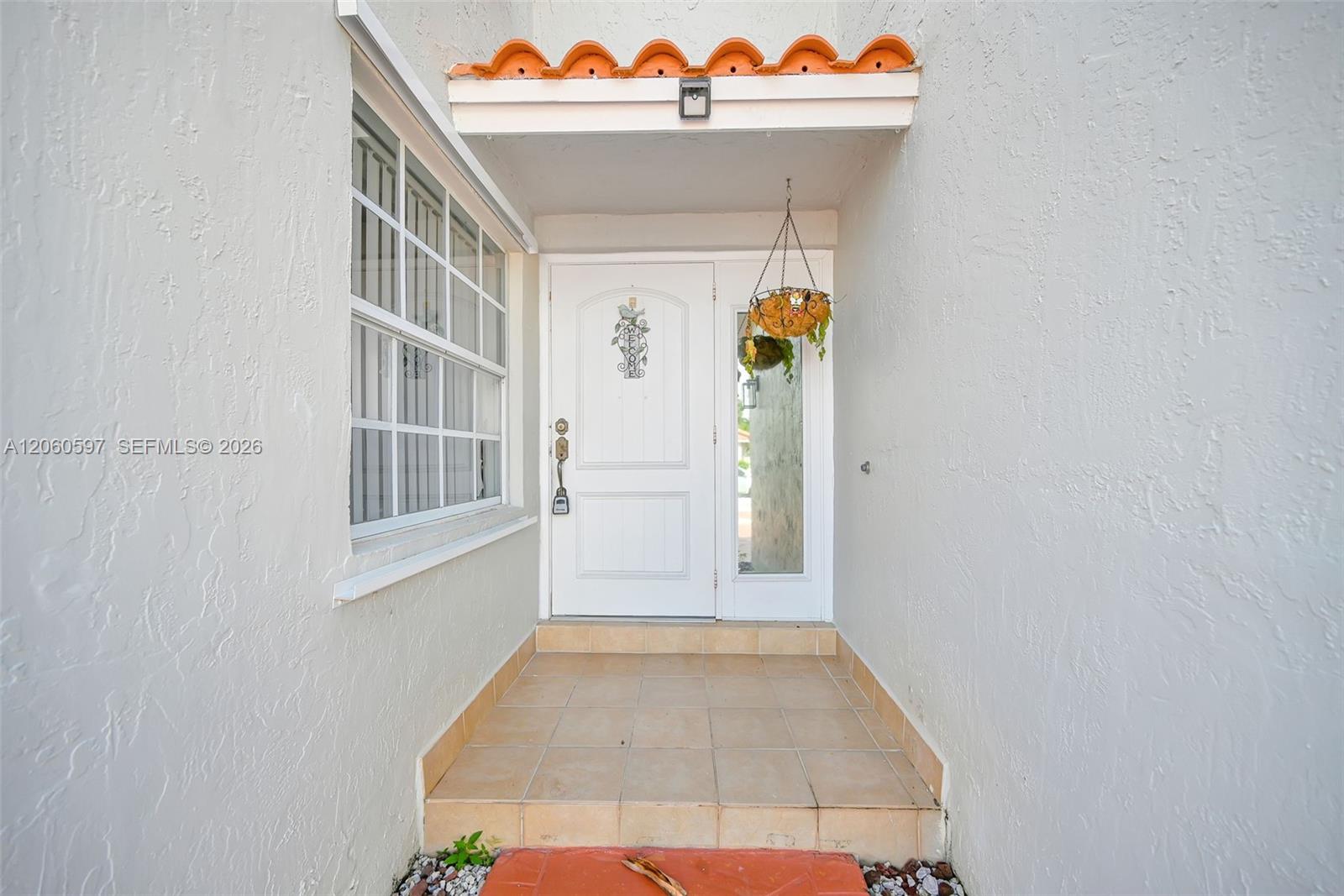 A12060597 Property Photo 3