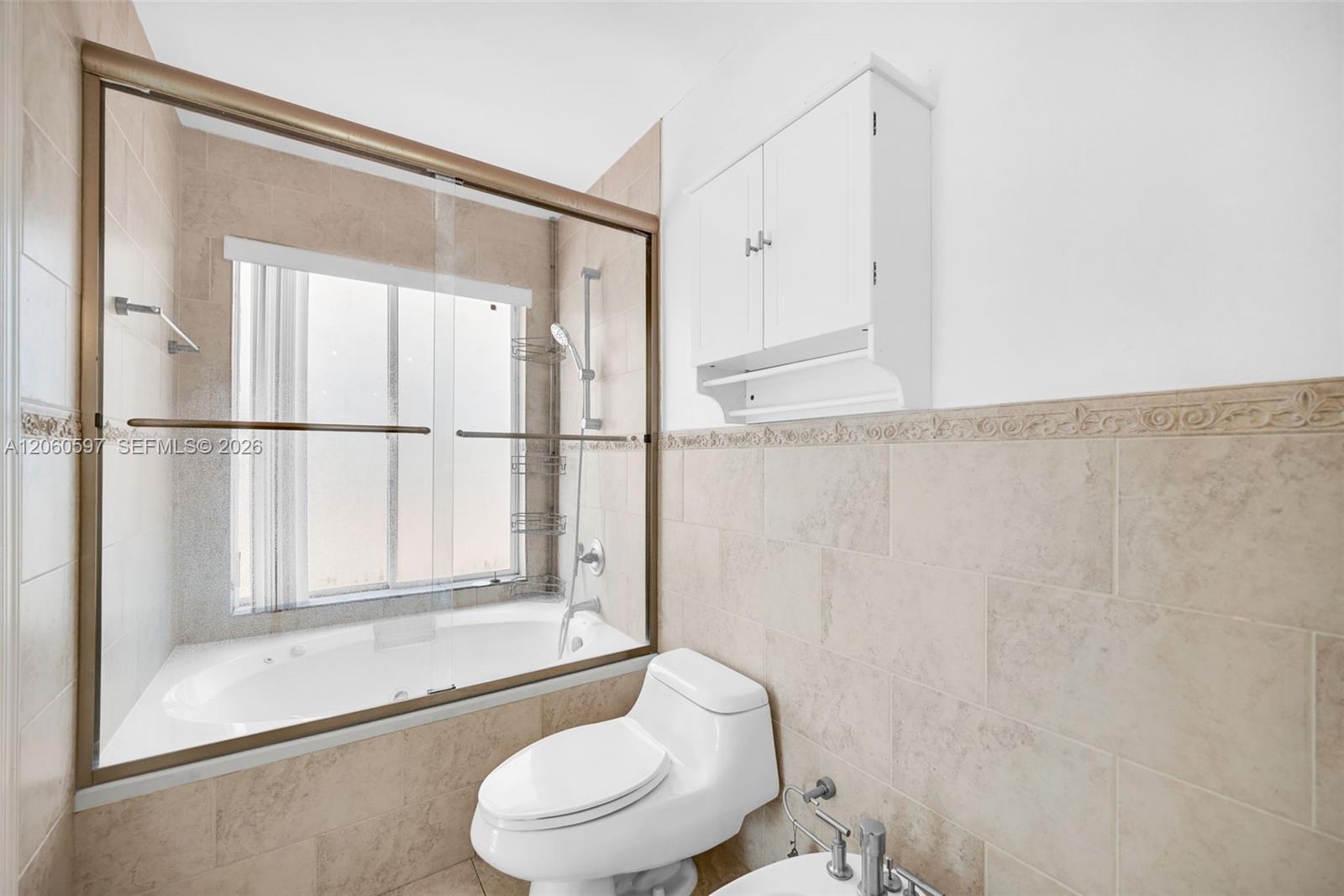 A12060597 Property Photo 19