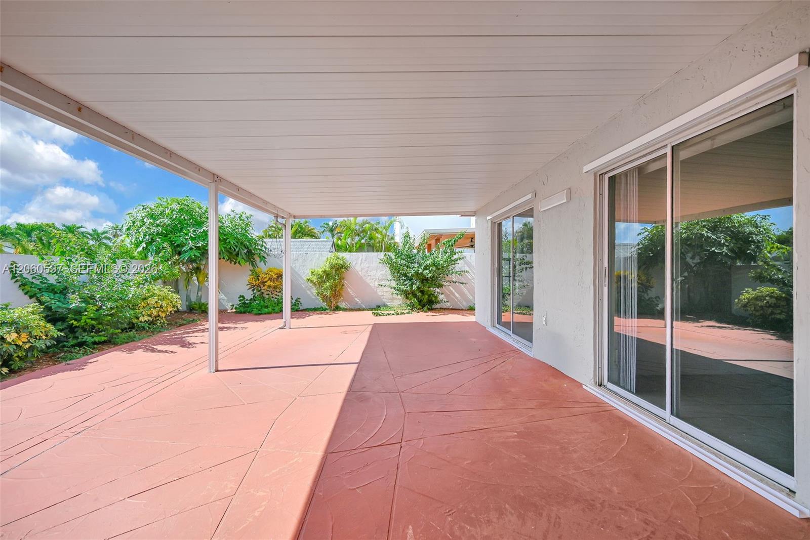 A12060597 Property Photo 23