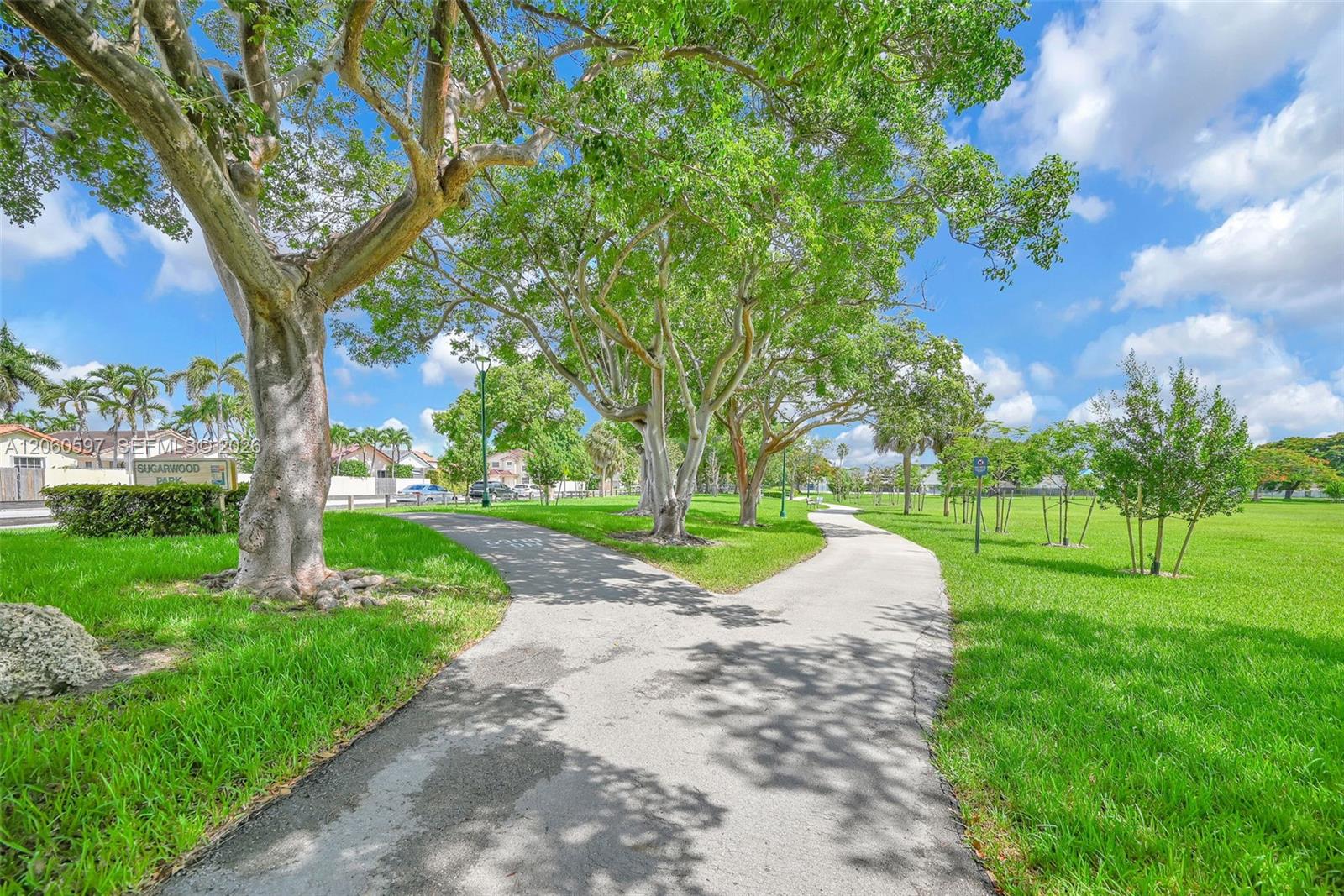 A12060597 Property Photo 25