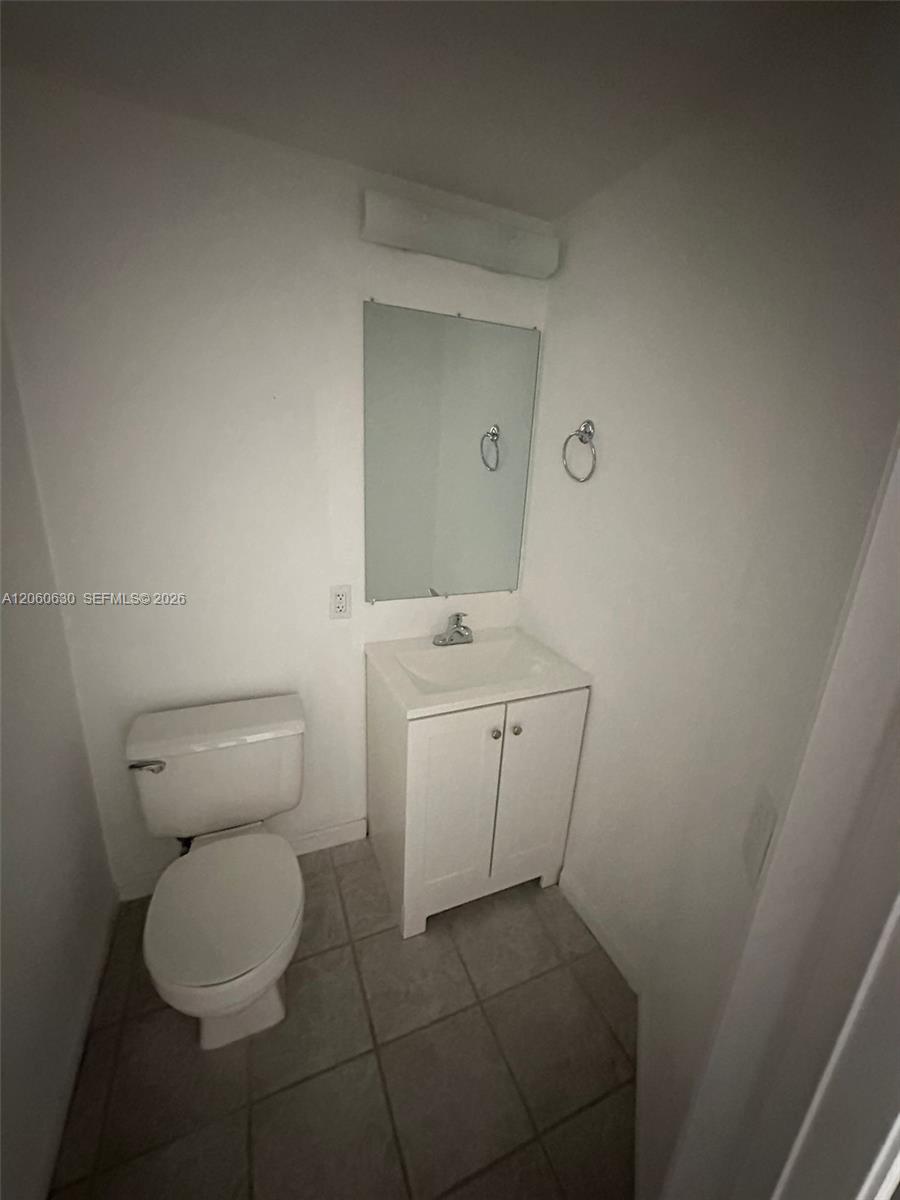 701 Brickell Key Boulevard 1808 Property Photo 10