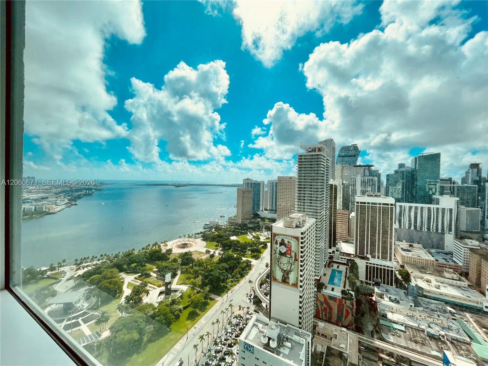 244 Biscayne Boulevard 4307 Property Photo 2