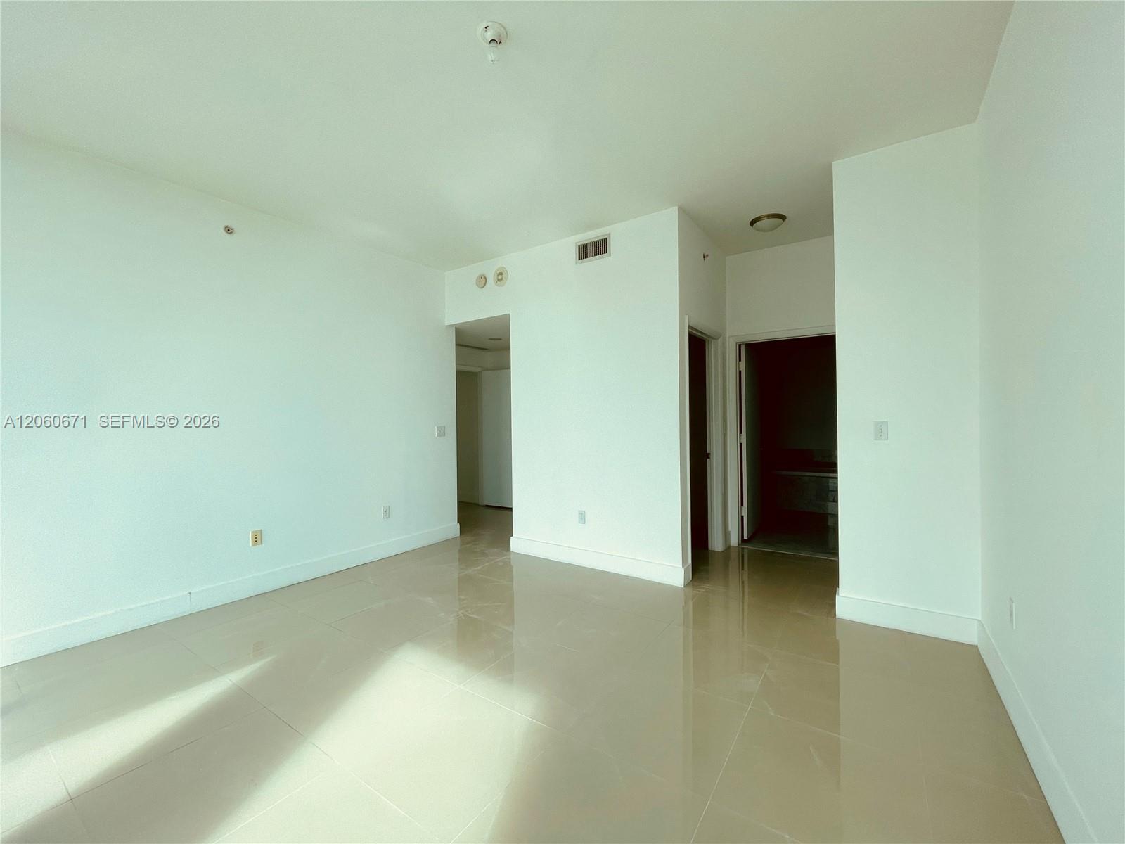 244 Biscayne Boulevard 4307 Property Photo 5