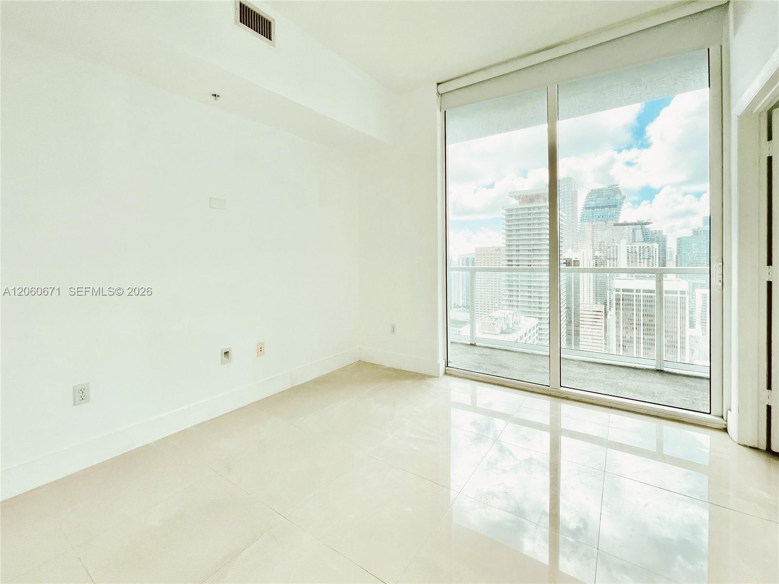 244 Biscayne Boulevard 4307 Property Photo 10