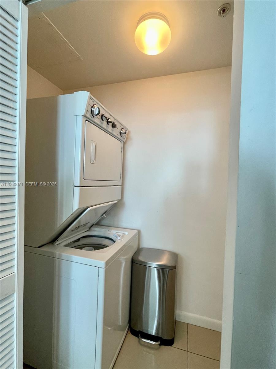 244 Biscayne Boulevard 4307 Property Photo 17