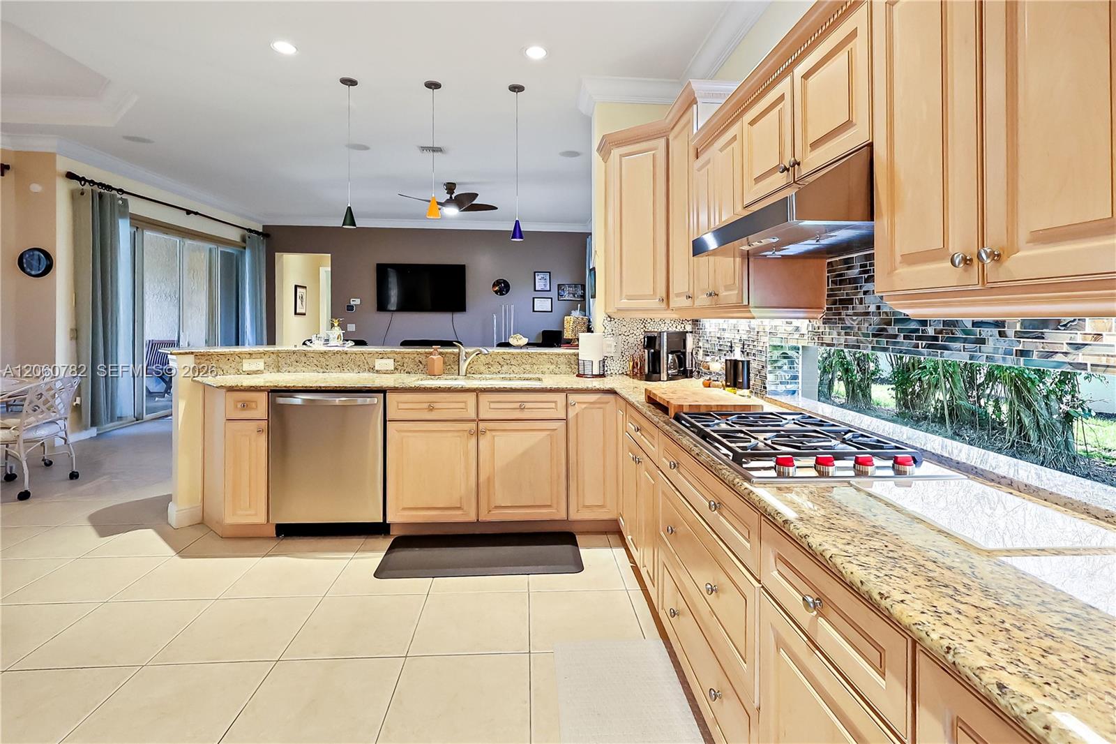 9030 Castle Harbour Circle Property Photo 23