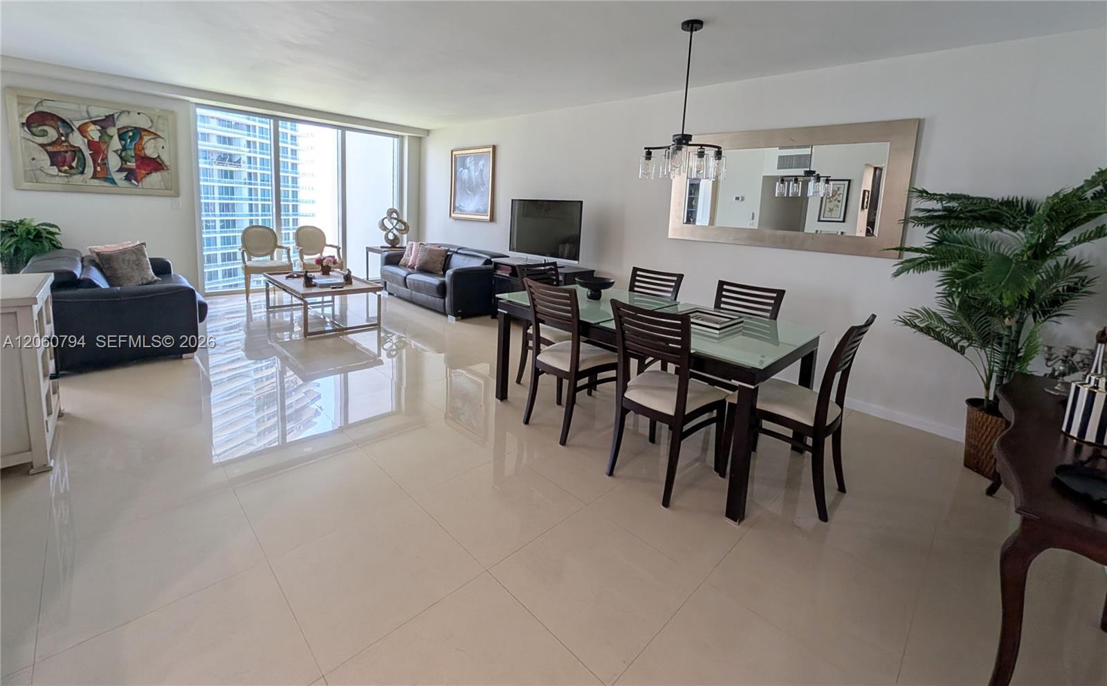 10275 Collins Avenue 1106 Property Photo 3