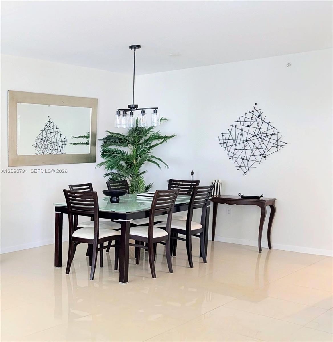 10275 Collins Avenue 1106 Property Photo 4