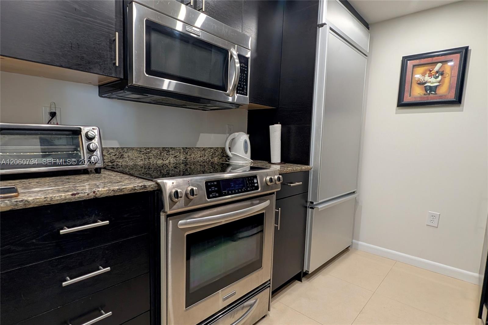 10275 Collins Avenue 1106 Property Photo 6