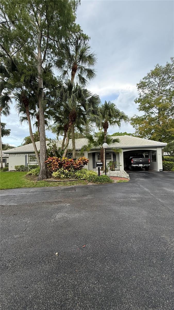1124 W Cypress Drive Property Photo 1