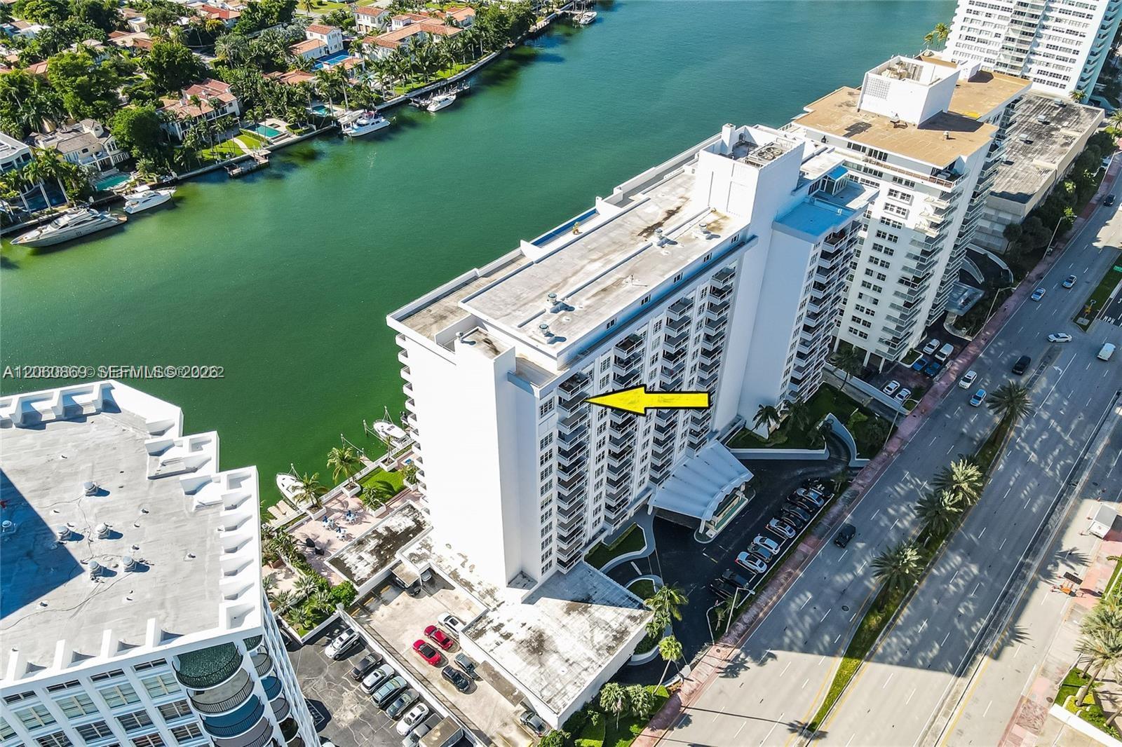 5700 Collins Avenue 15d Property Photo 20