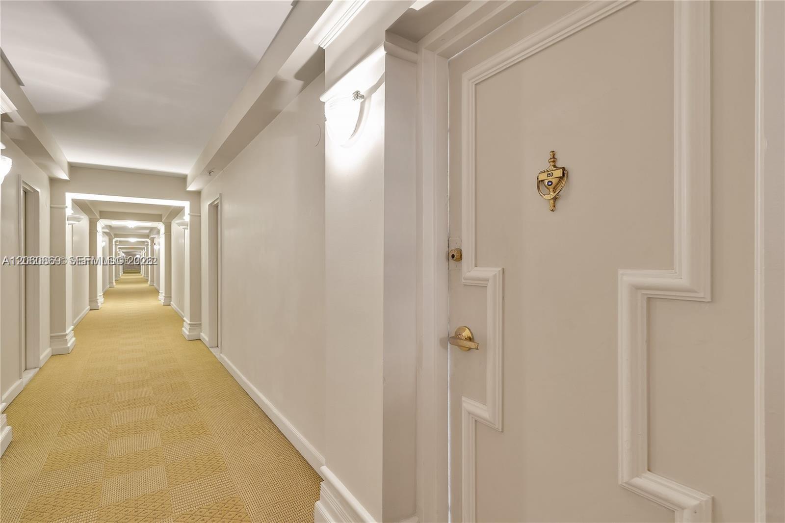5700 Collins Avenue 15d Property Photo 32