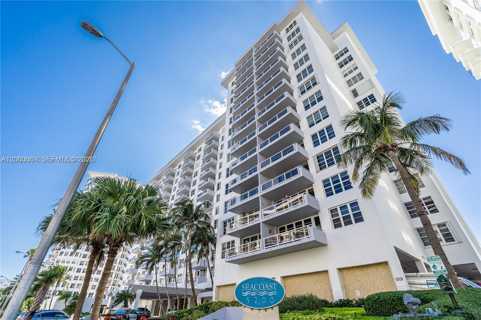 5700 Collins Avenue 15d Property Photo 35
