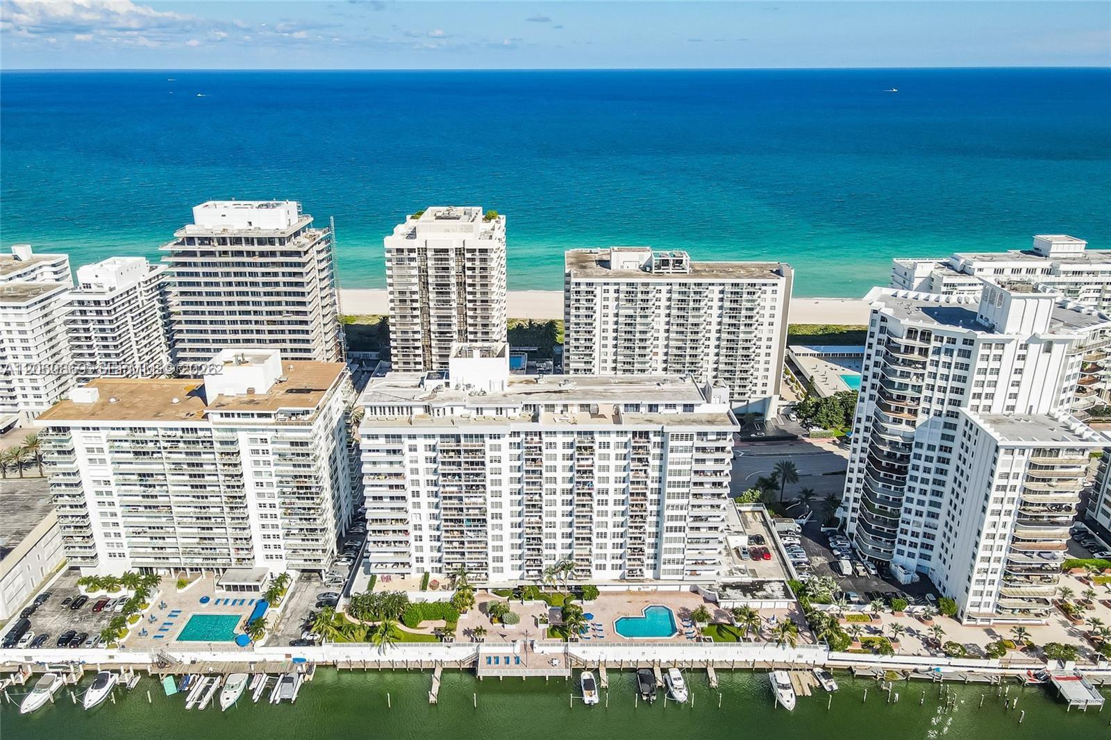 5700 Collins Avenue 15d Property Photo 48