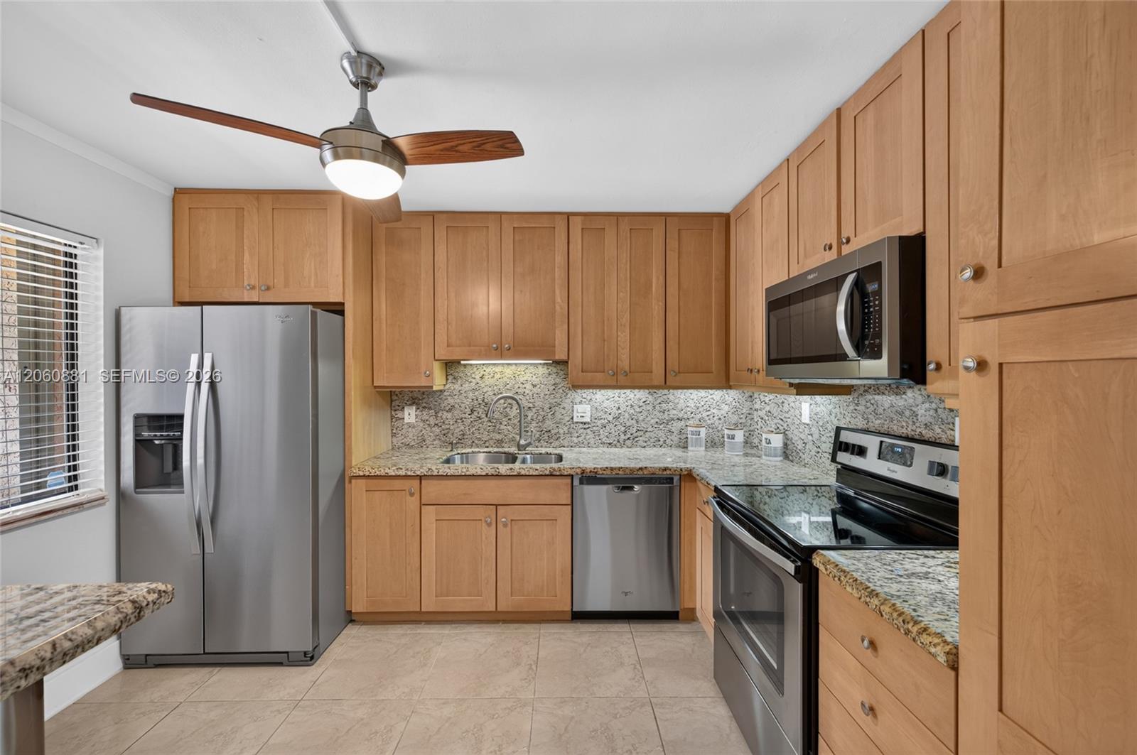 205 Lakeview Drive 103 Property Photo 10