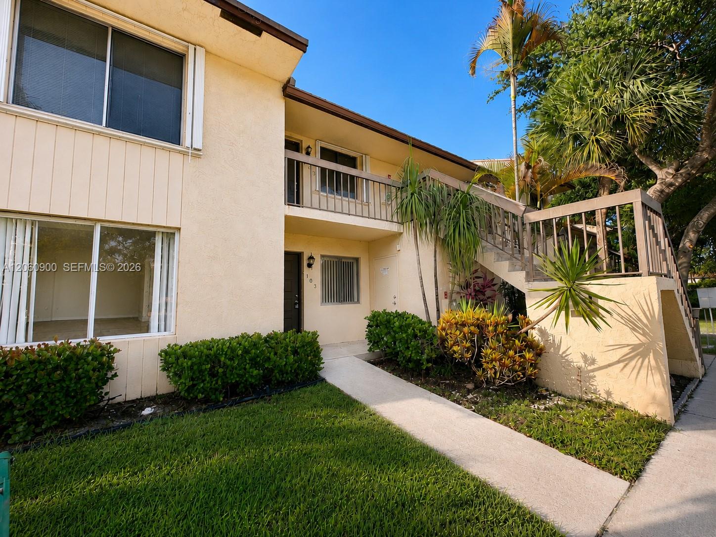 6585 Somerset Drive 103 Property Photo 1
