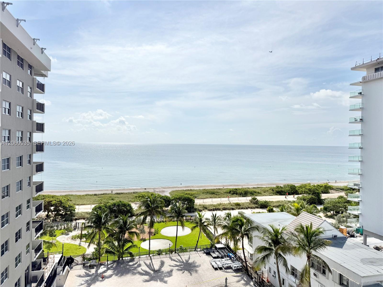 9273 Collins Avenue 811 Property Photo 12