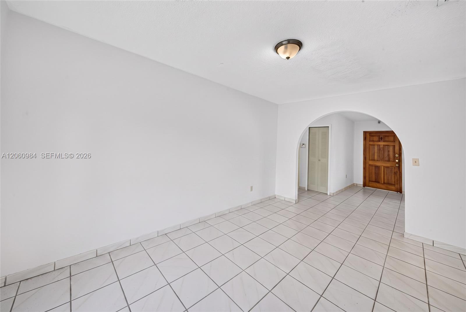 430 Se 7th Avenue Property Photo 13