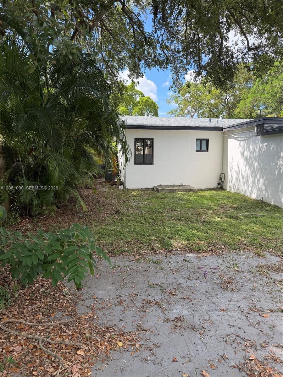 1621 Sw 11th Court Property Photo 25