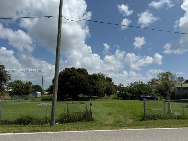 757 Sw Avenue R Property Photo 6