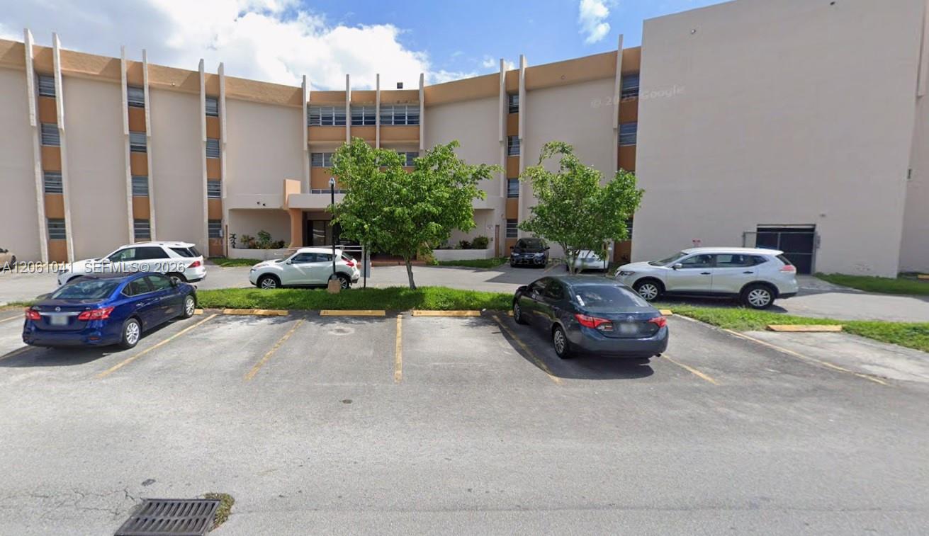 9678 Fontainebleau Boulevard 311 Property Photo 1