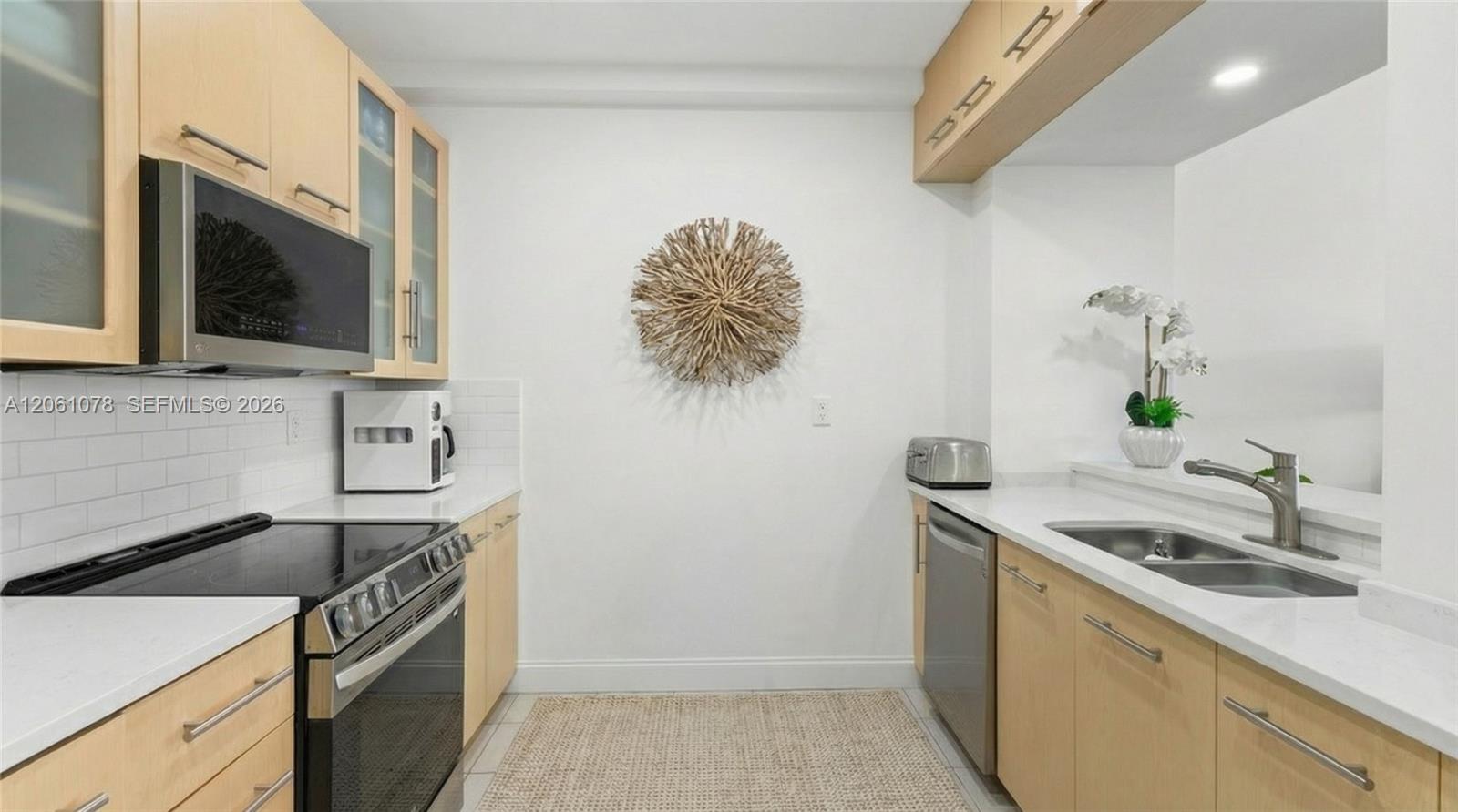 151 Crandon Boulevard 127 Property Photo 3
