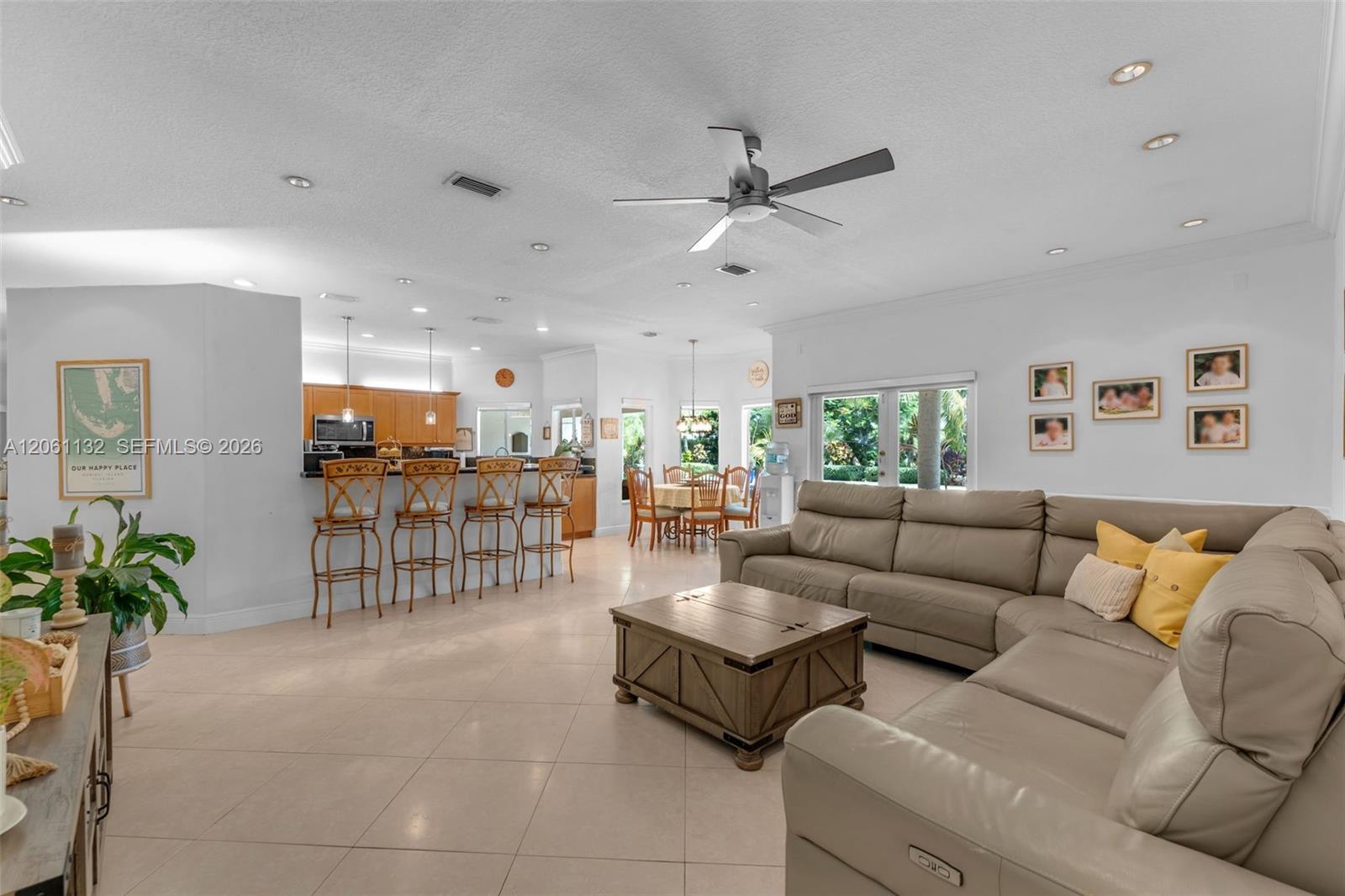 9735 Sw 64th Street Property Photo 10