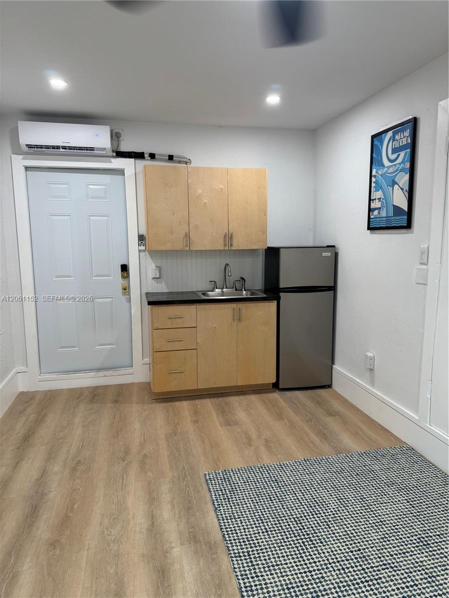 A12061152 Property Photo 5