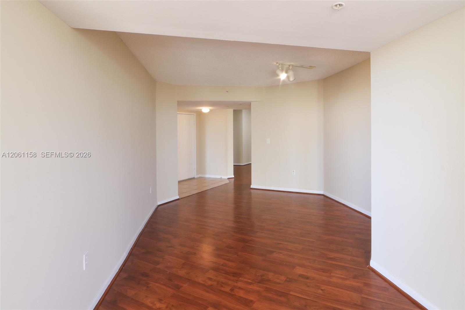 520 Se 5th Avenue 1603 Property Photo 25
