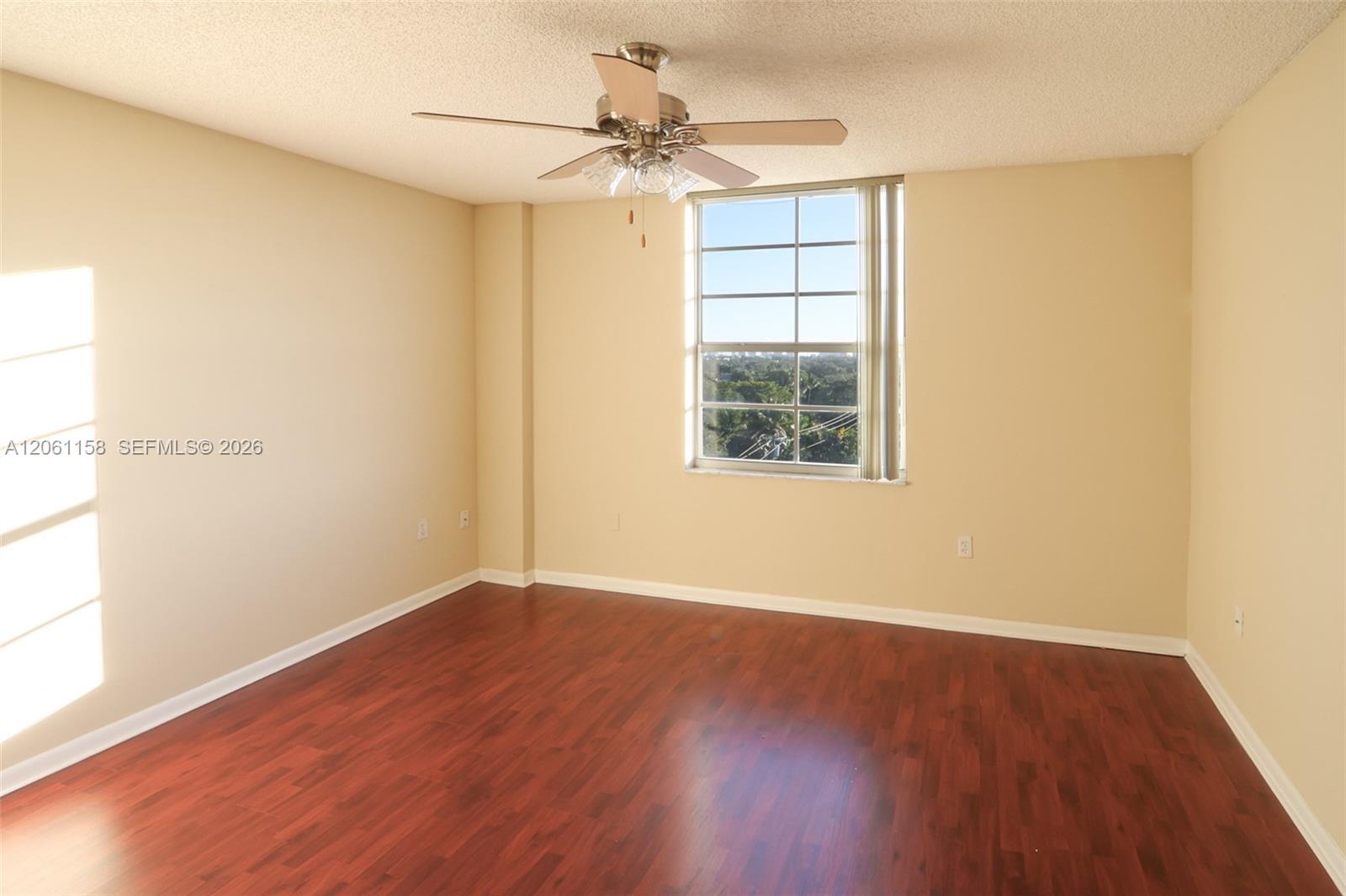520 Se 5th Avenue 1603 Property Photo 27