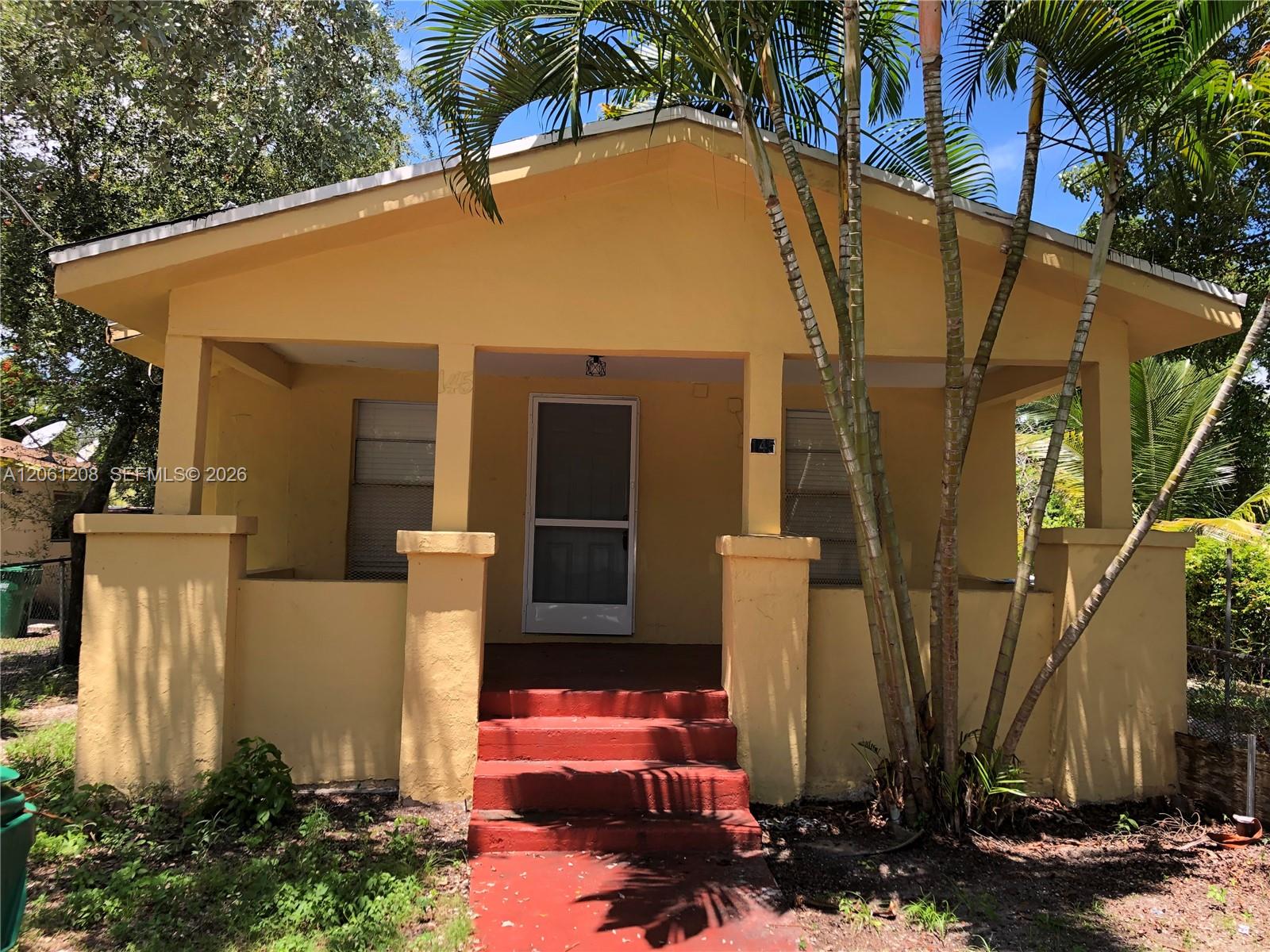 145 Nw 32nd Street Property Photo 1