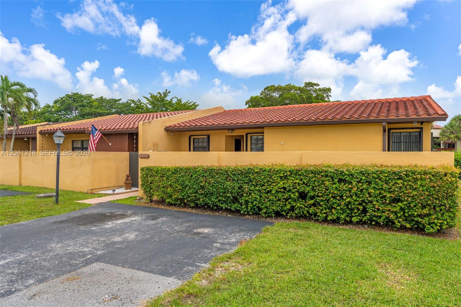 8612 Sw 148th Place Property Photo 4