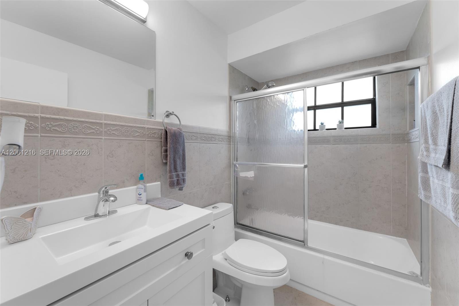 8612 Sw 148th Place Property Photo 10