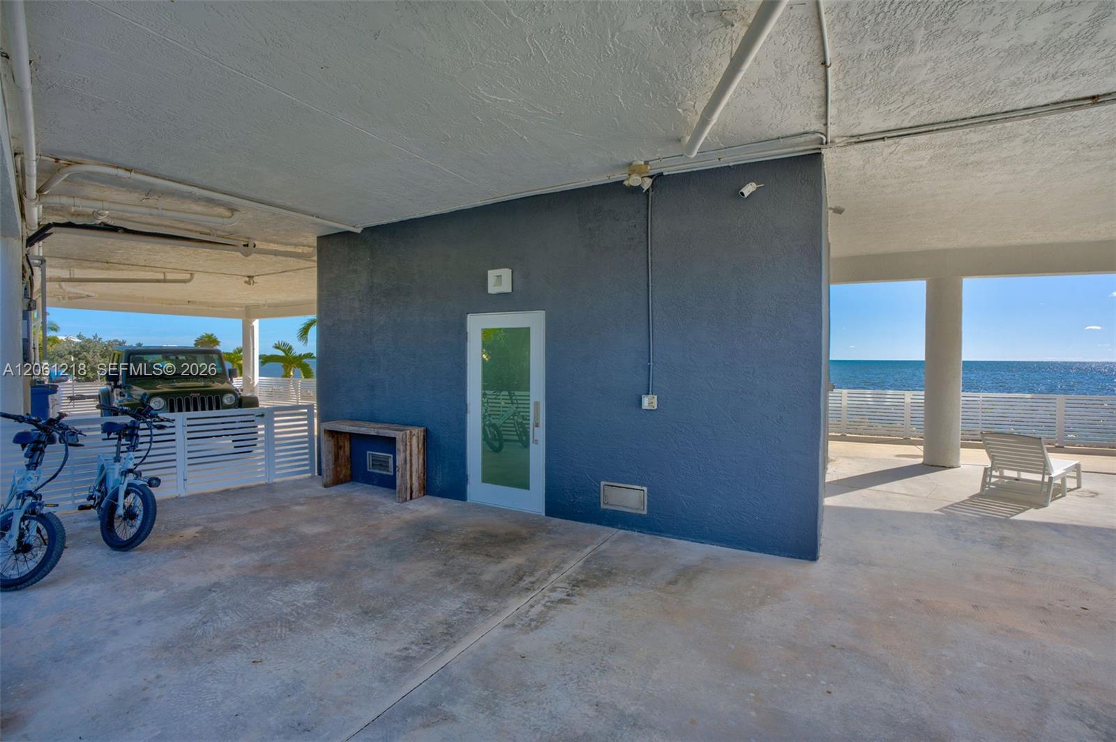A12061218 Property Photo 49