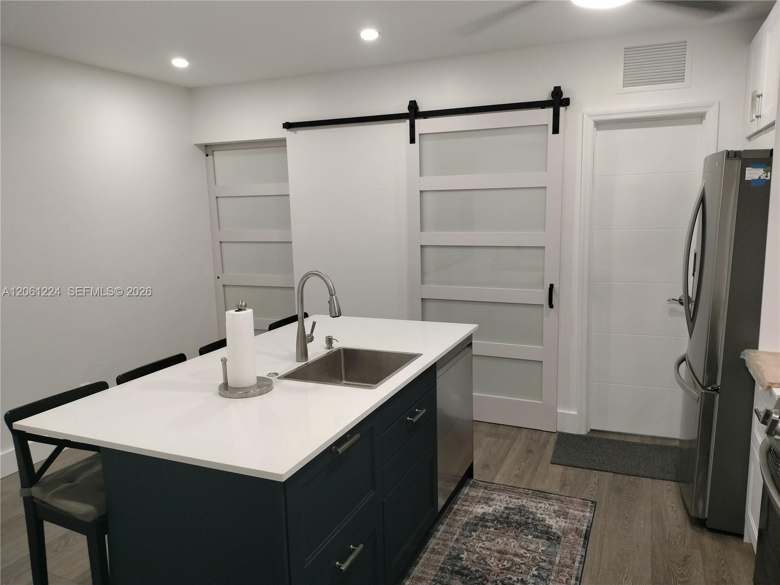 A12061224 Property Photo 8