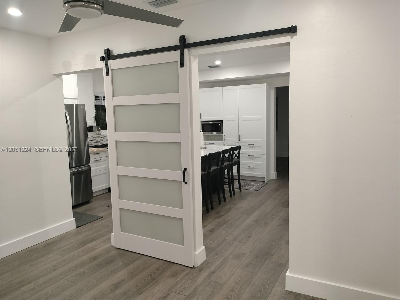 A12061224 Property Photo 14