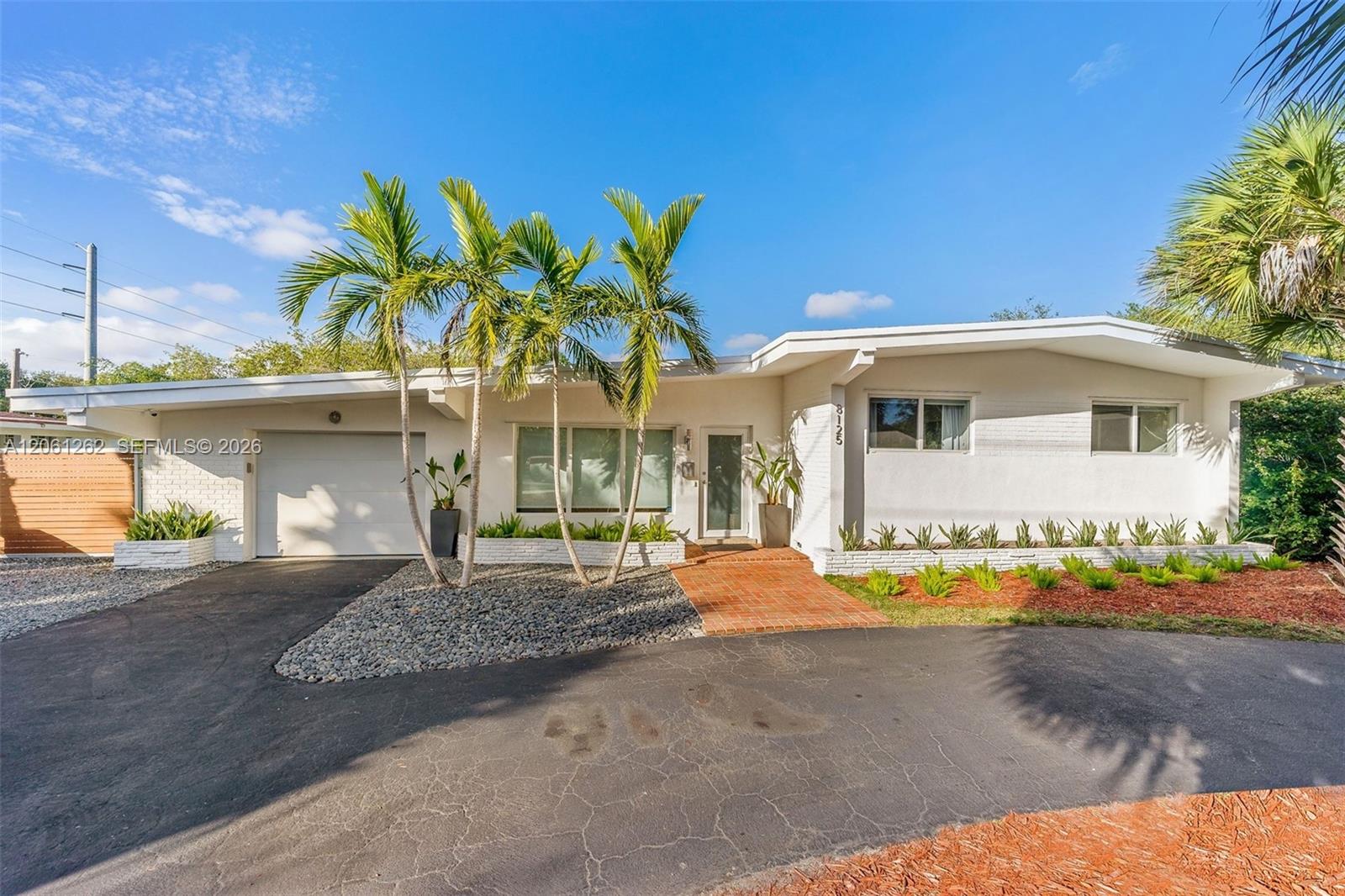 8125 Sw 136th Street Property Photo 1