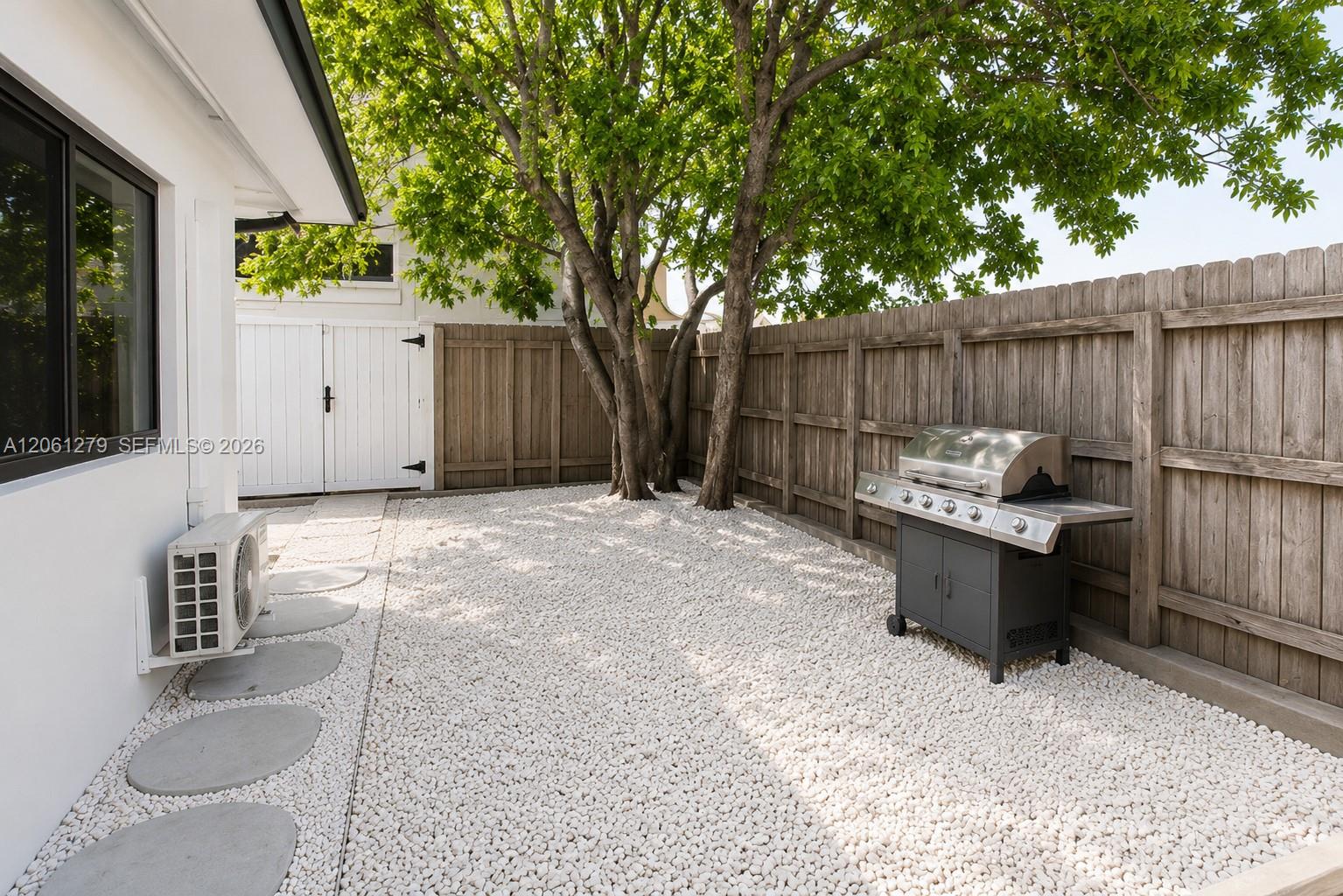 2247 Sw 9th Street Property Photo 18