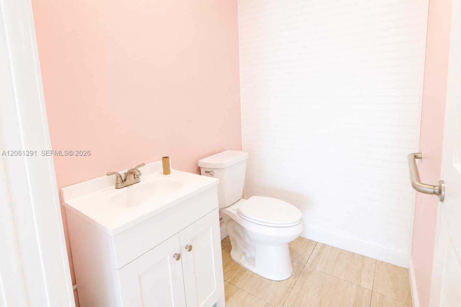 A12061291 Property Photo 12