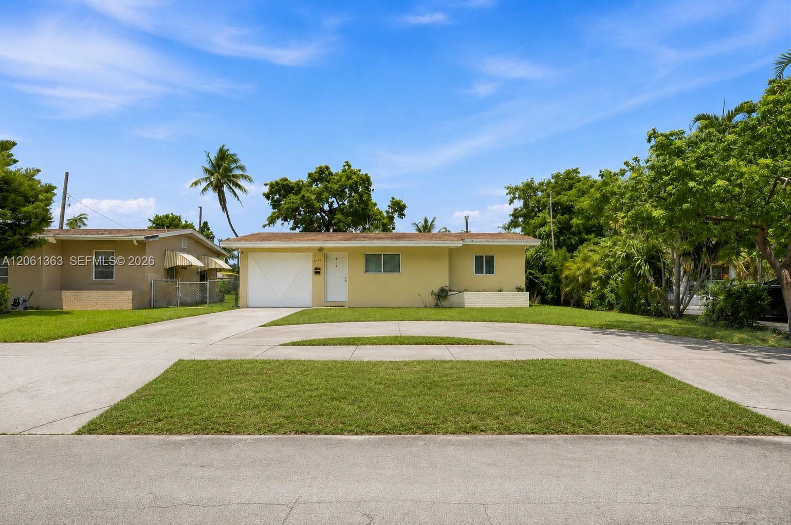 2439 Mayo Street Property Photo 1