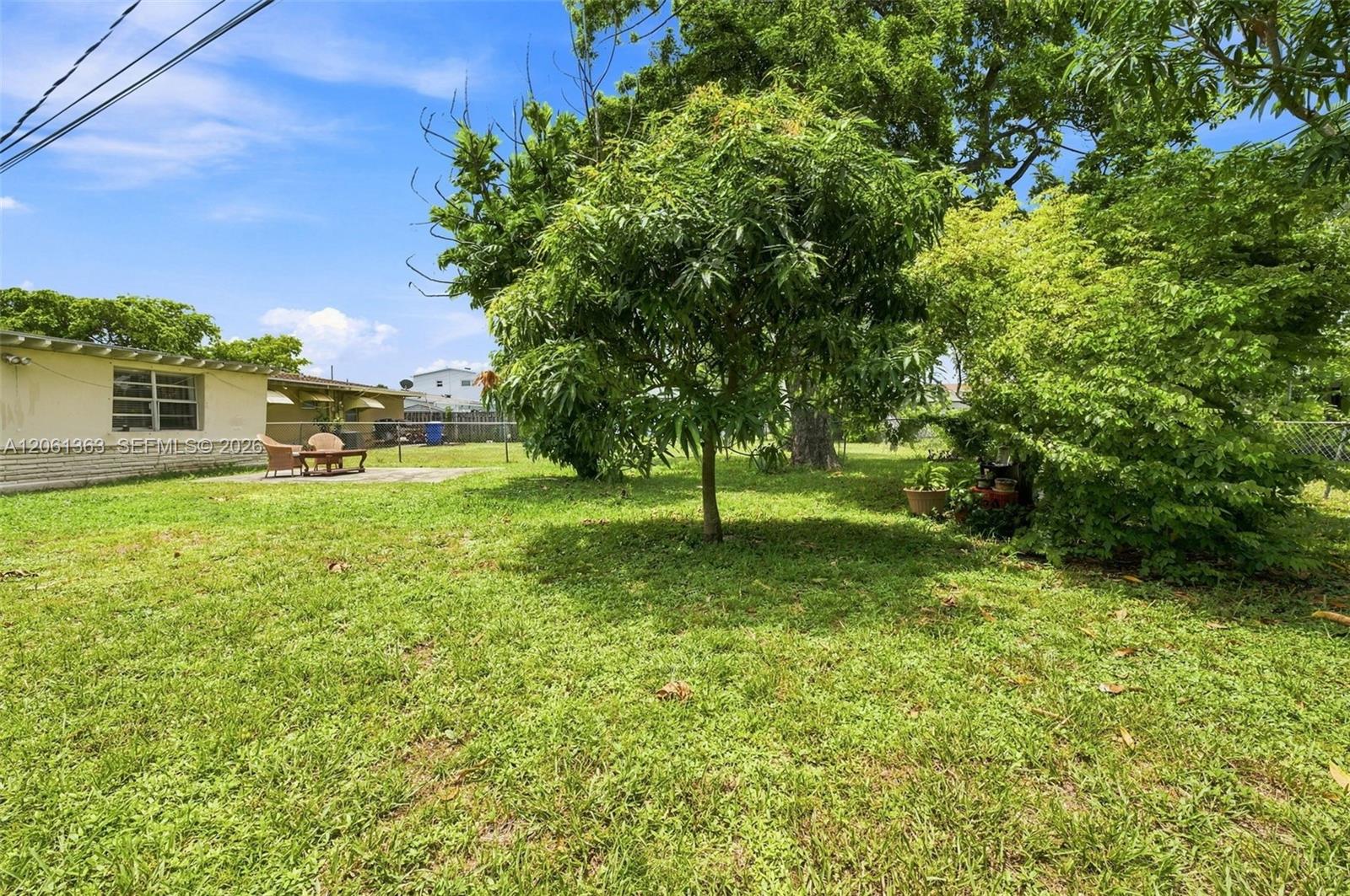 2439 Mayo Street Property Photo 198