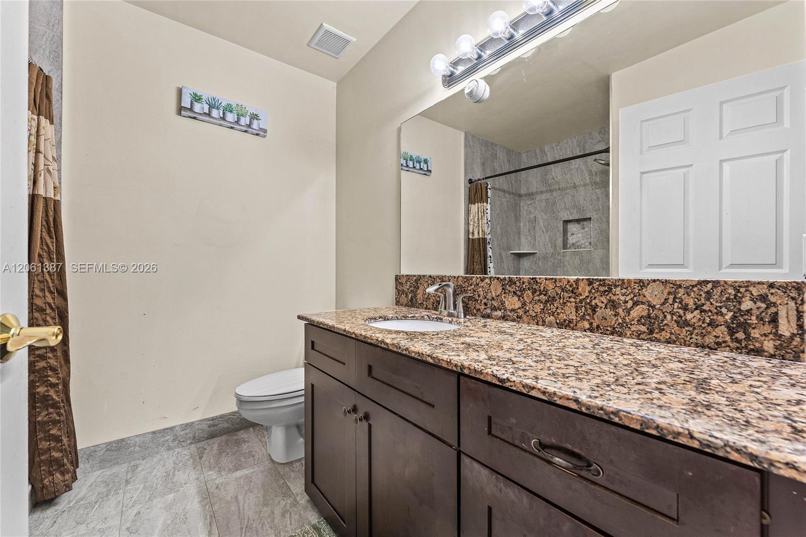 4044 Eastridge Circle Property Photo 21