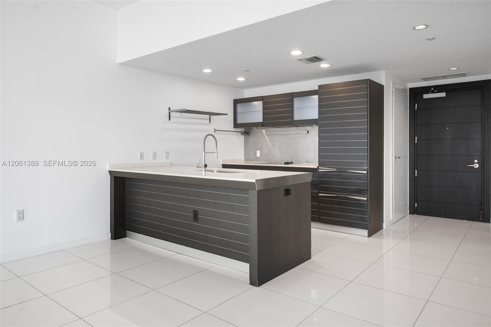200 Biscayne Boulevard Way 4409 Property Photo 6